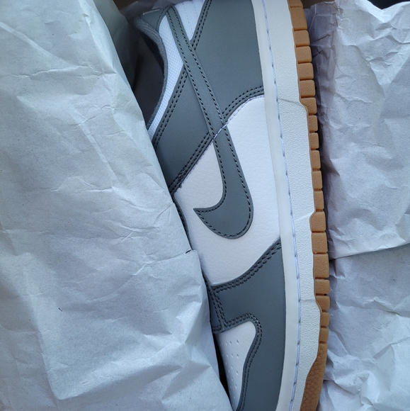 New Dunk Low Reflective Grey - Picture 1 of 2
